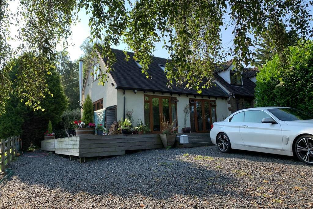 Holly Cottage, 2 Bed House, Sleeps 6 Cleobury Mortimer Eksteriør billede