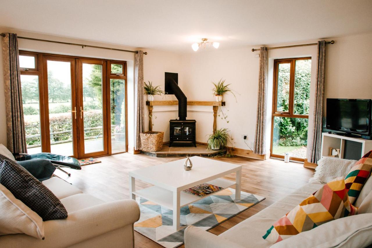 Holly Cottage, 2 Bed House, Sleeps 6 Cleobury Mortimer Eksteriør billede
